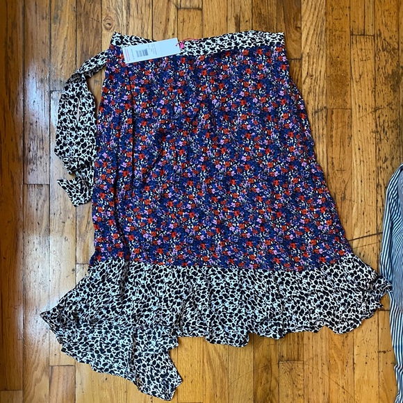 PARKER Collins Silk Blend Wrap Skirt - Picture 2 of 5